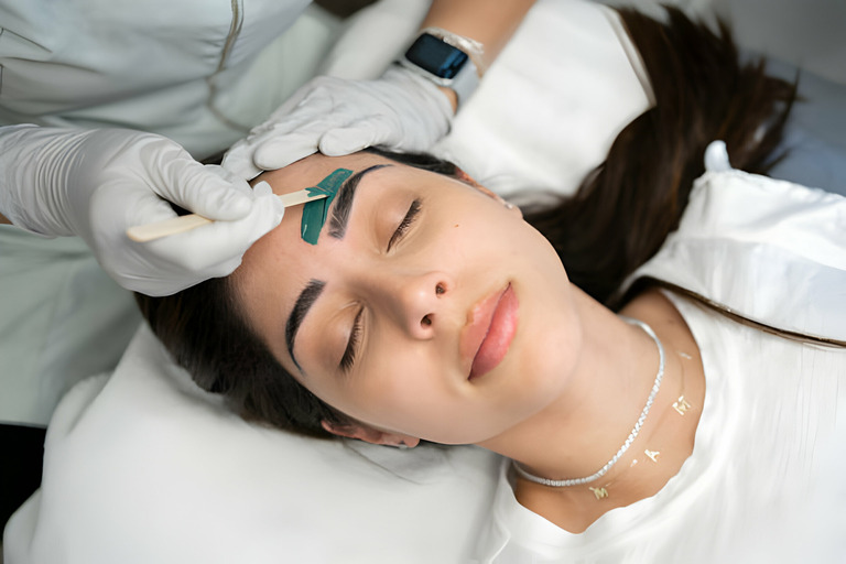 Image depicting Luxe Beauty Parlour's professional team